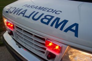 677683_ambulance__ecnalubma.jpg