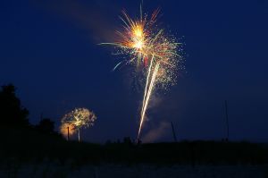 827871_fireworks_time-lapse.jpg