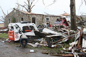 photo of tornado damage