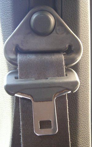 Seatbelt_02.JPG