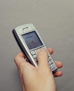 1090898_communication_2.jpg