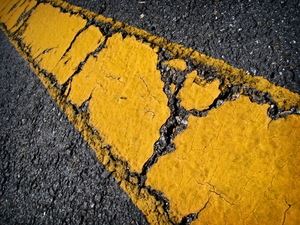 S-101007-001-Cracked-Yellow-Line.jpg