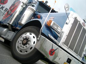 149489_peterbilt_i.jpg