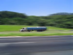 727887_truck_running_on_road.jpg