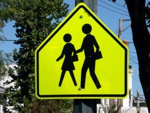 crosswalk-sign-1431140-m.jpg